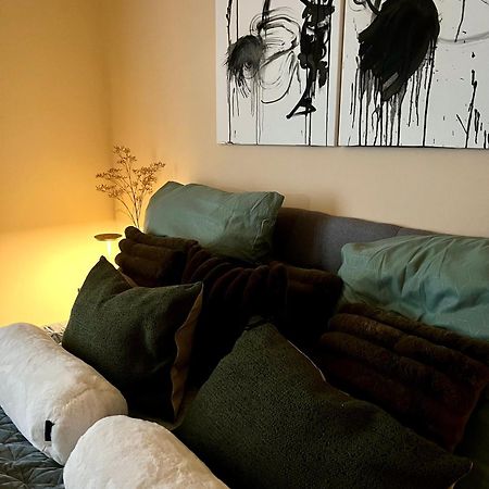 Cosy Inn Grevenbroich Bagian luar foto